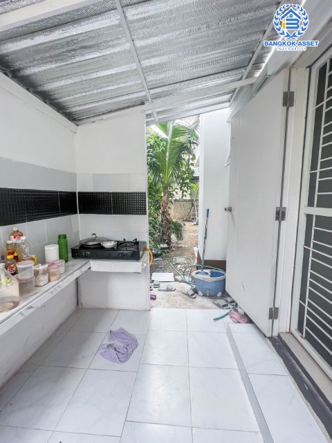 *****บ้านเดี่ยวมือสองย่านกรุงเทพฯ ม.คาซ่าวิลล์ วัชรพล-เพิ่มสิน เนื้อที่กว้าง 50.60 ตร.ว. ฟังก์ชัน 4 ห้องนอน 3 ห้องน้ำ ที่จอดรถ 2 คัน บ้านหลังใหญ่ สภาพดี บนทำเลแห่งการเดินทาง ใกล้รถไฟฟ้าสายสีเขียว "สถานีสะพานใหม่" และทางด่วน "ฉลองรัช" จองเลย!